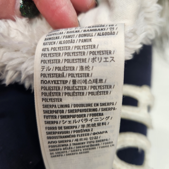 Y2K Hollister Faux Fur Hoodie Size Large - Picture 12 of 14